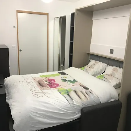 Apartment 6 Next To Paris *